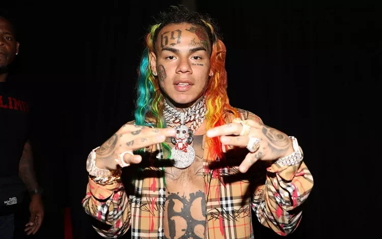  Who is Tekashi 6ix9ine? The rapper who was “forced” to shoot music video in Uganda with an iPhone after his crew being denied visas